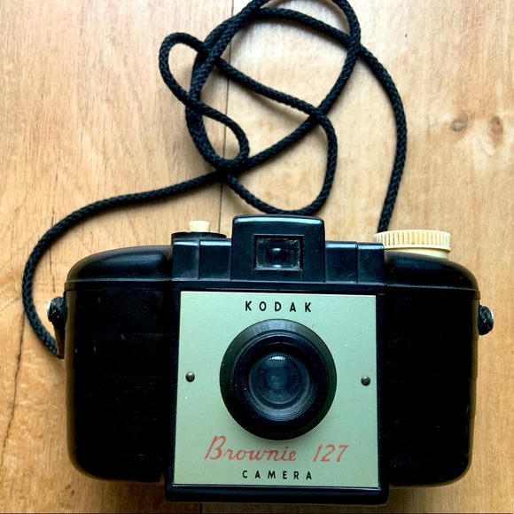 Kodak Other - 1953 Vintage Kodak Brownie Camera. Made in England